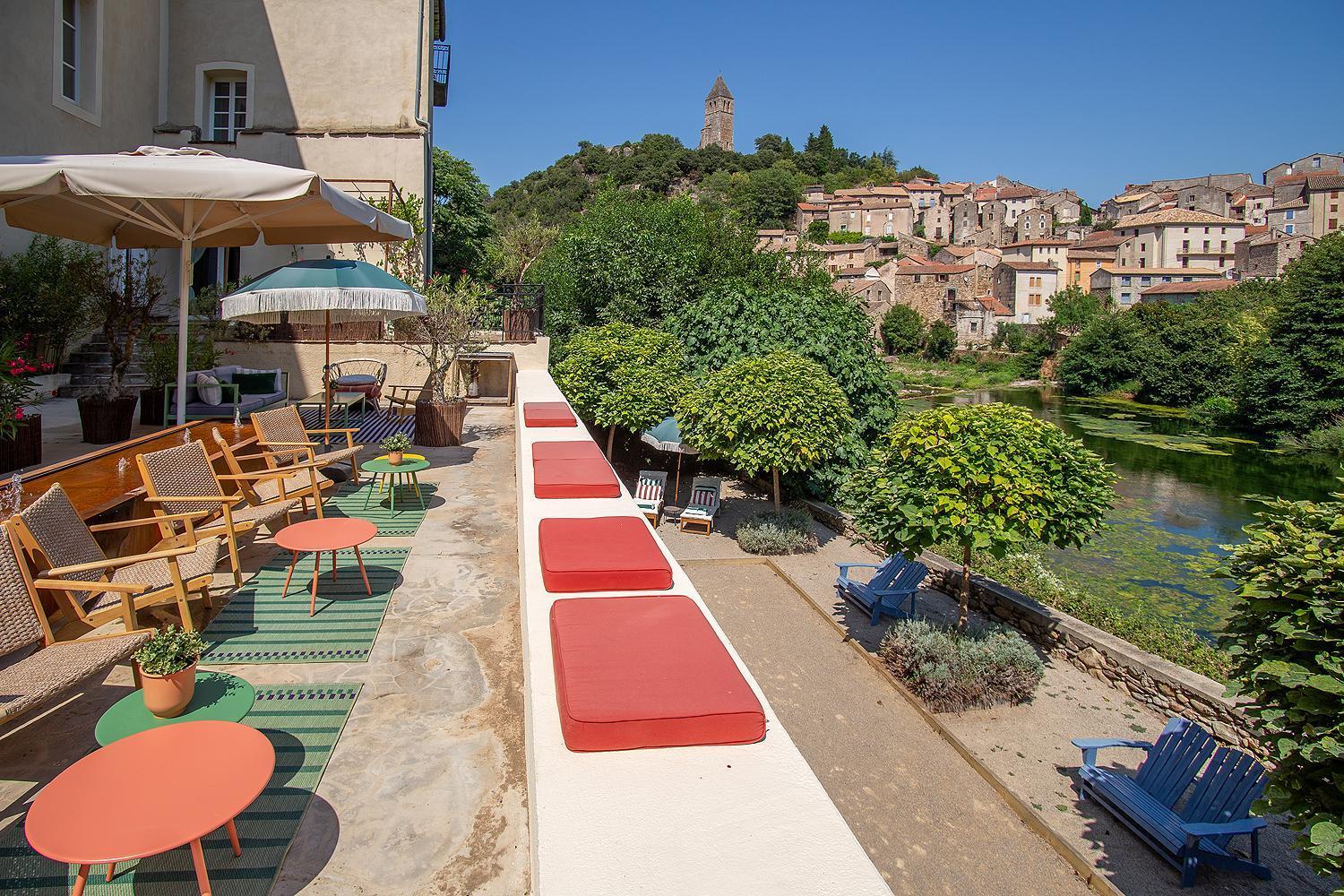 Ecole Olargues - Chambres & Restaurant - Teritoria Buitenkant foto
